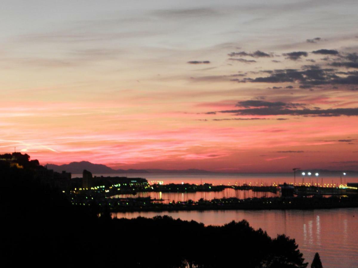 Апартаменти La Naranja Denia 1ªlinea De Playa -Wifi- Parking Free Екстер'єр фото